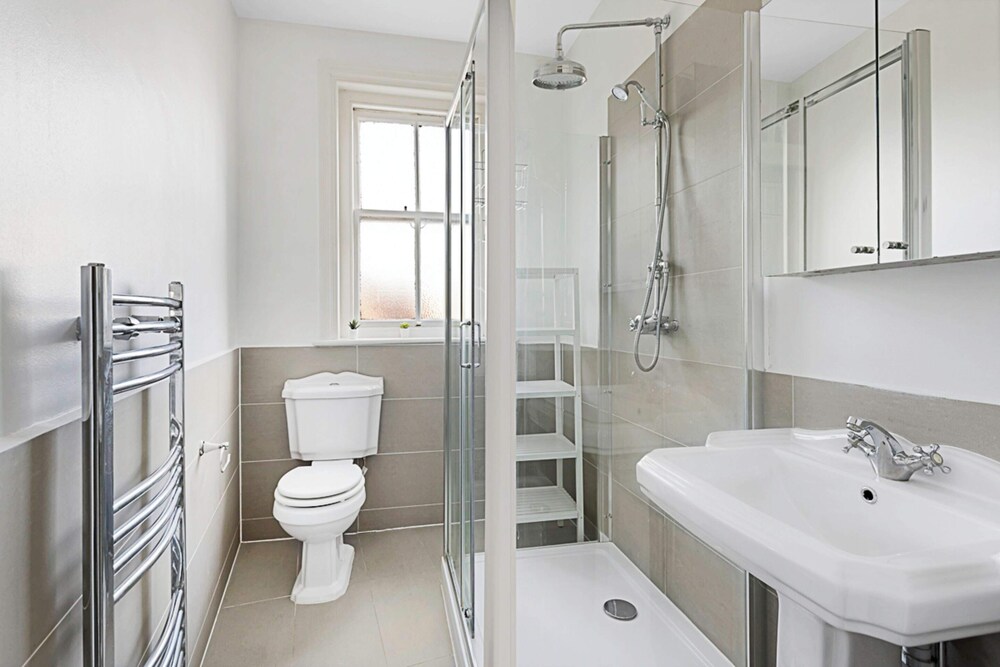 Serene 2BR - 3 Mins to Fulham Broadway