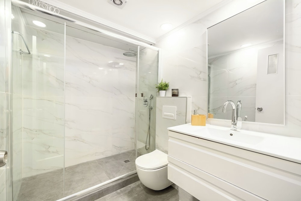 Royal Park Apt Resort by Sea N Rent