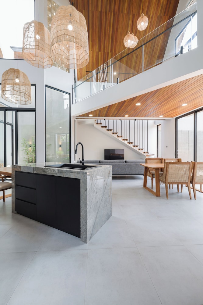 Brand New Modern Villa in Key Seminyak