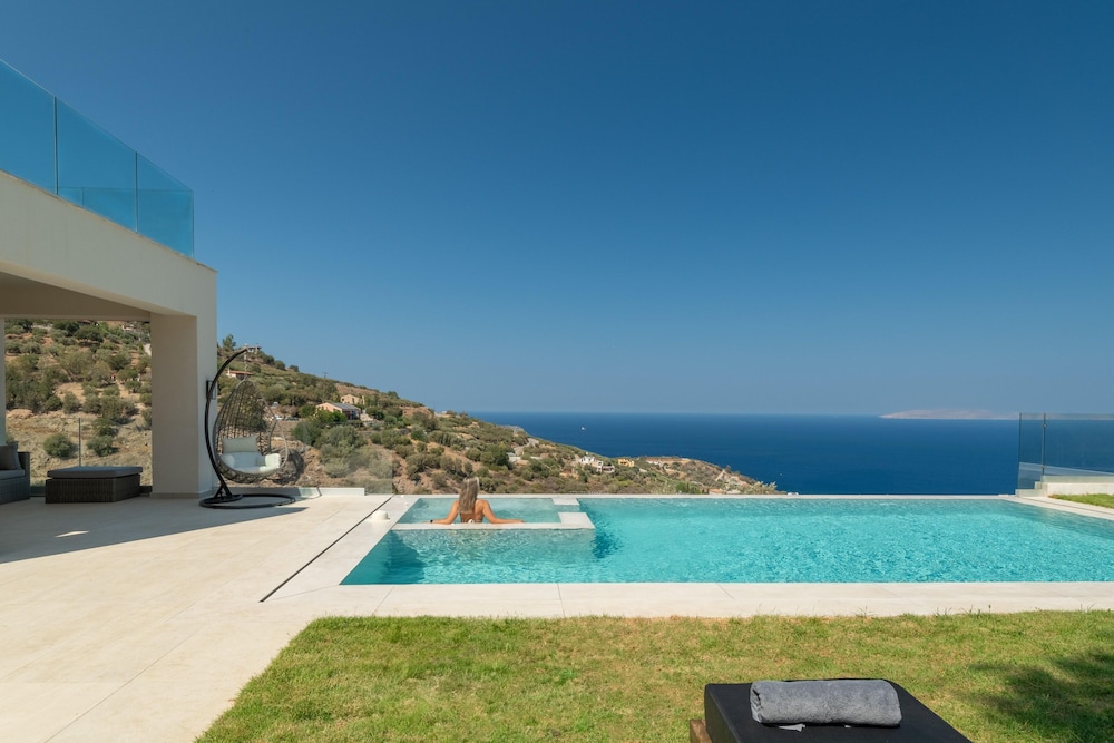 Luxury Villa Verde