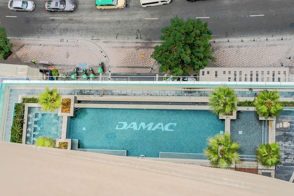 Upper Crest Residences - Downtown Dubai
