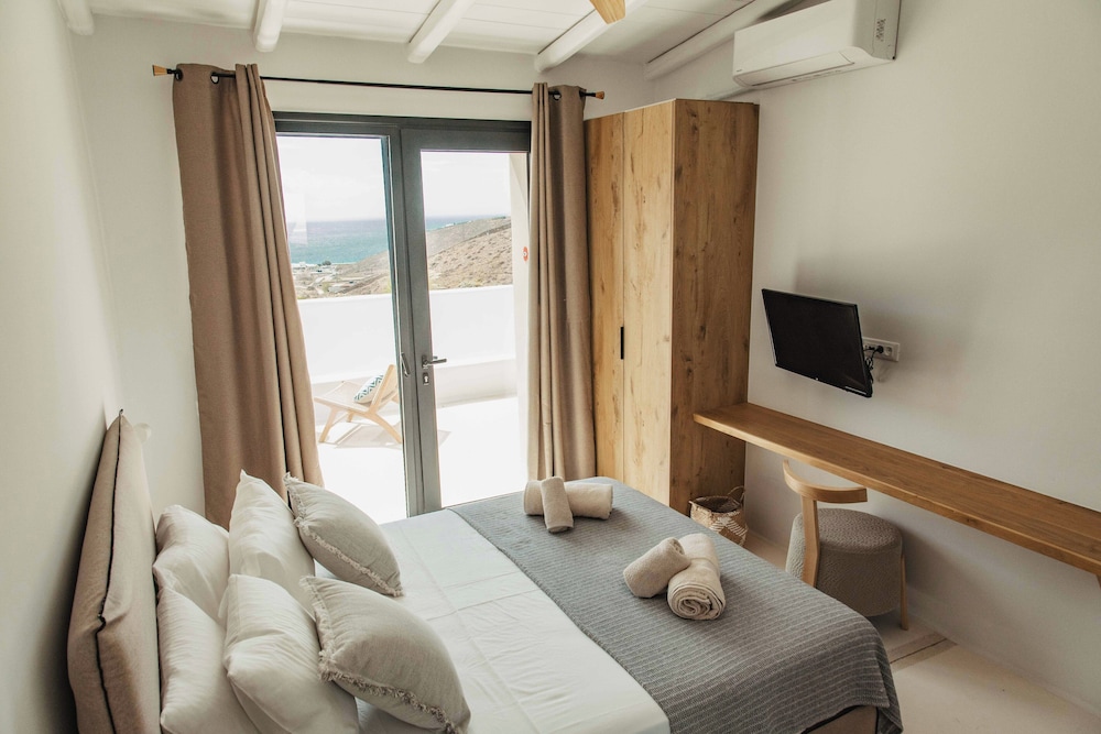 Villa Rhea Elia Beach