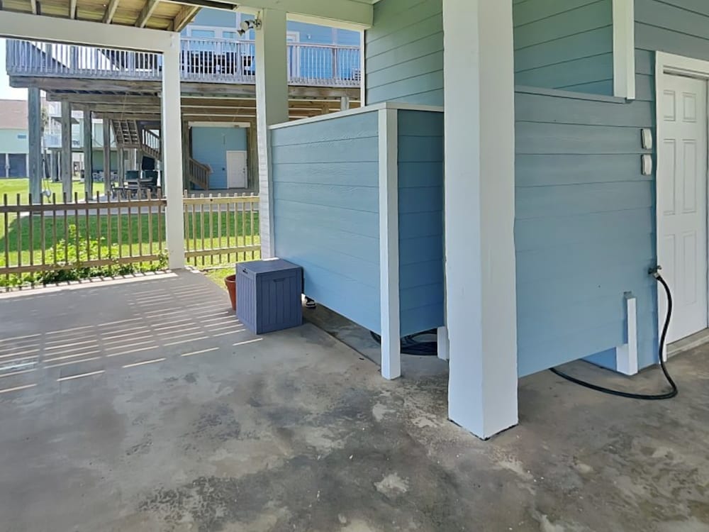 Papa's Paradise by Ryson Vacation Rentals