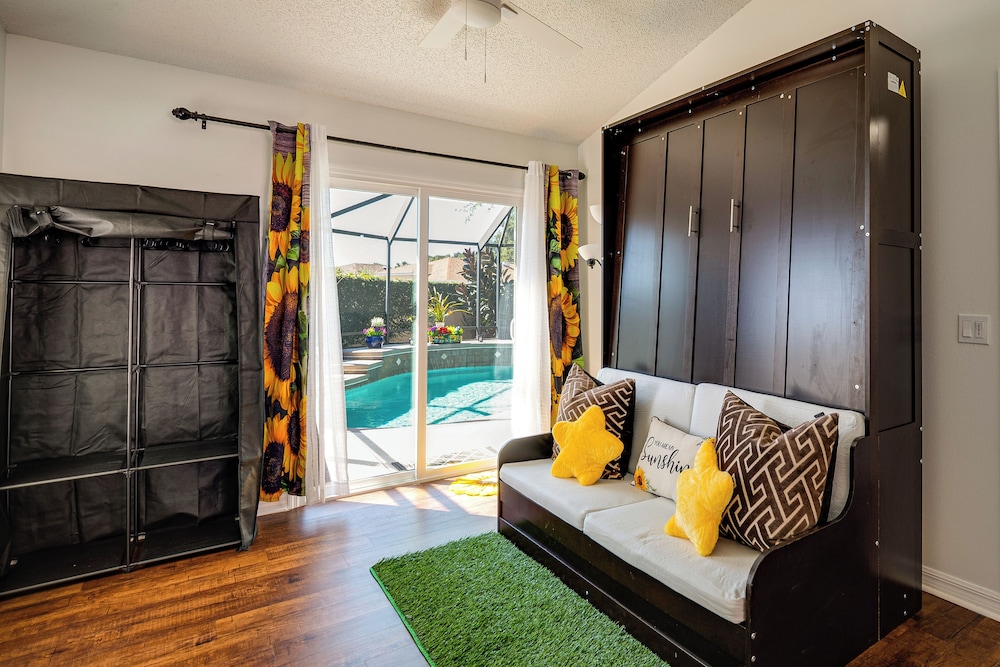 Private Pool & Golf Cart! Villa By Spanish Springs