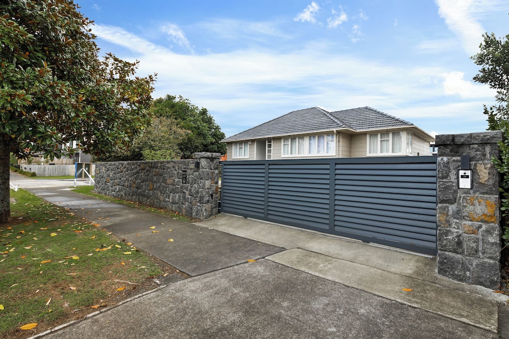 3BR near Tamaki River-Patio&Parking I Zodiak Stays