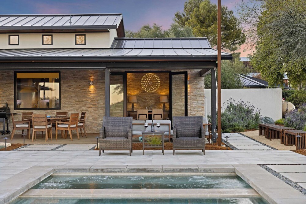 Wine Country Estate w/ Pool, Hot Tub The Residence at Truss Wines by Avantstay
