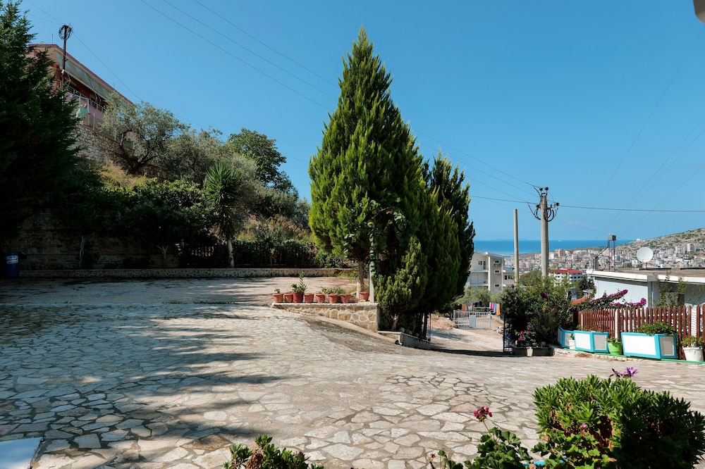 Stunning 1-bed House in Sarandë