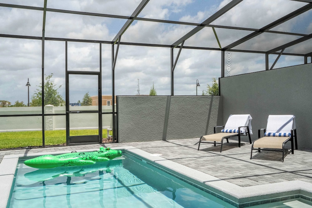 Magical 5BR w Pool Minutes From Disney 16140