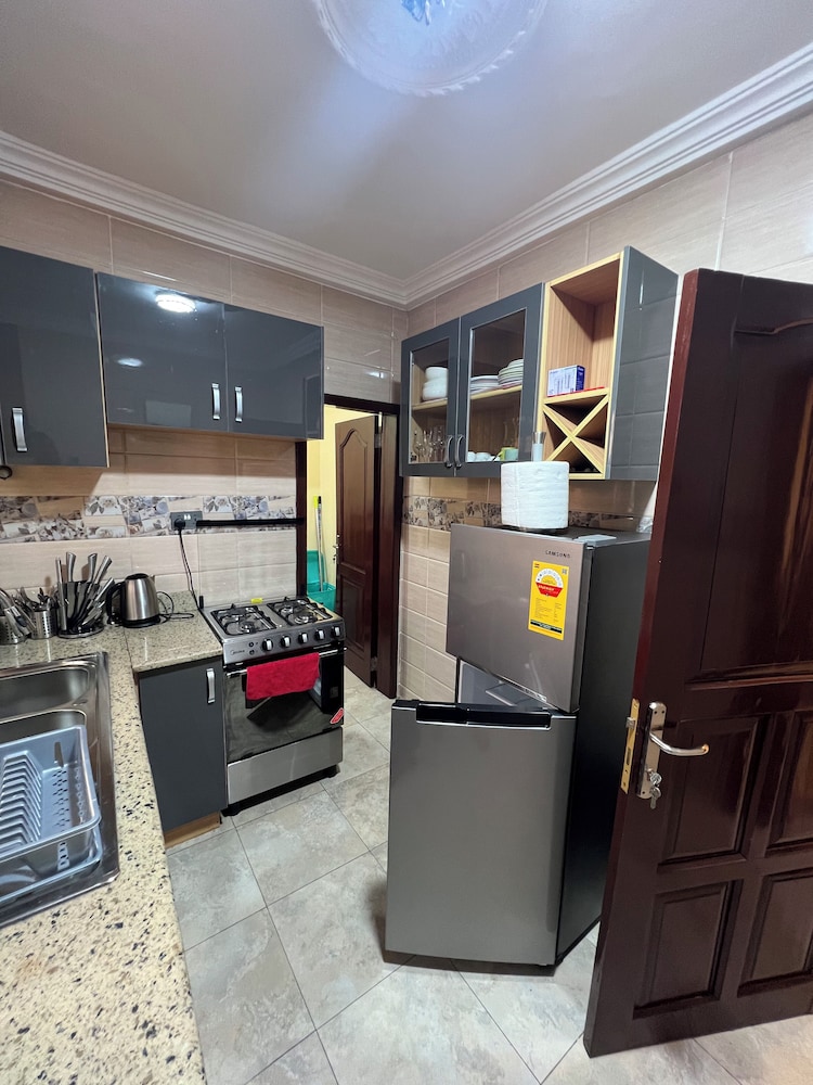 CSL APARTMENTS