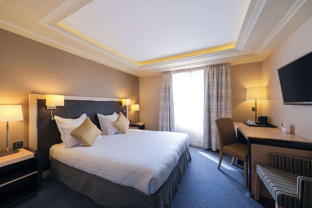 Zenitude Hotel la Valadière, an Ascend Collection Hotel