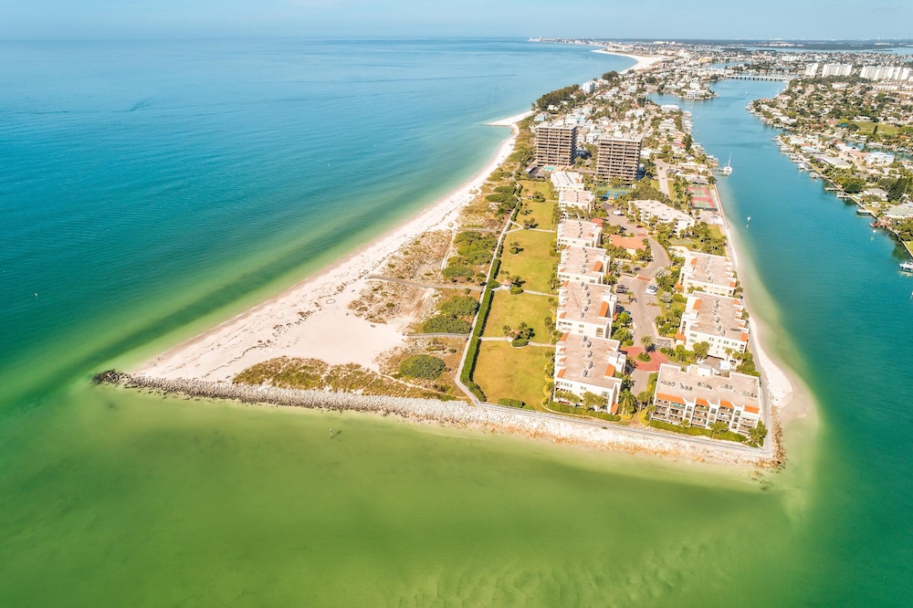 Land's End 5-202 Gulf-bay Front - Premier
