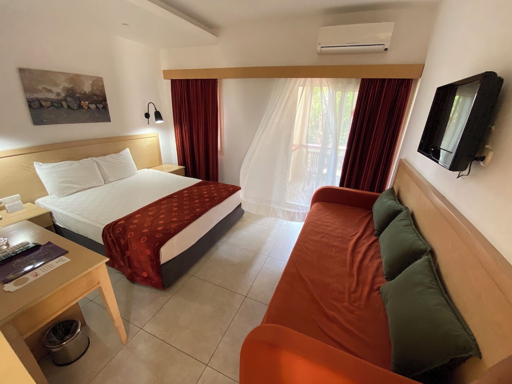 Queen's Park Resort Göynük