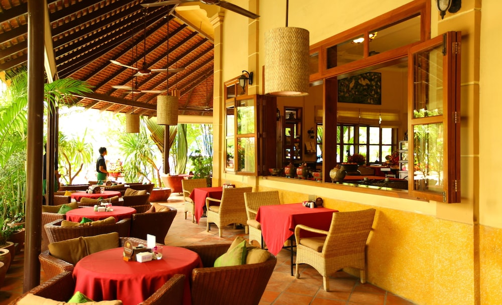 Anise Hotel & Restaurant view 4