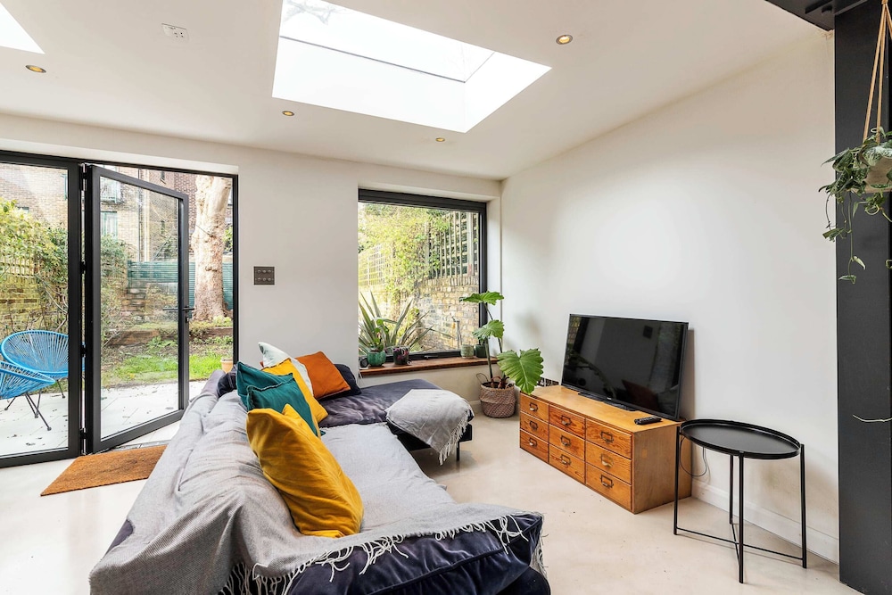Spacious and Charming Brixton Home