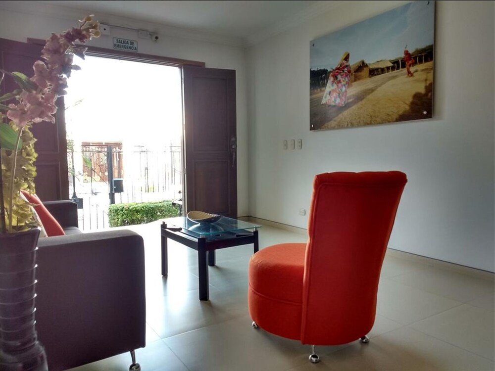 Hostal Santa Cecilia view 2