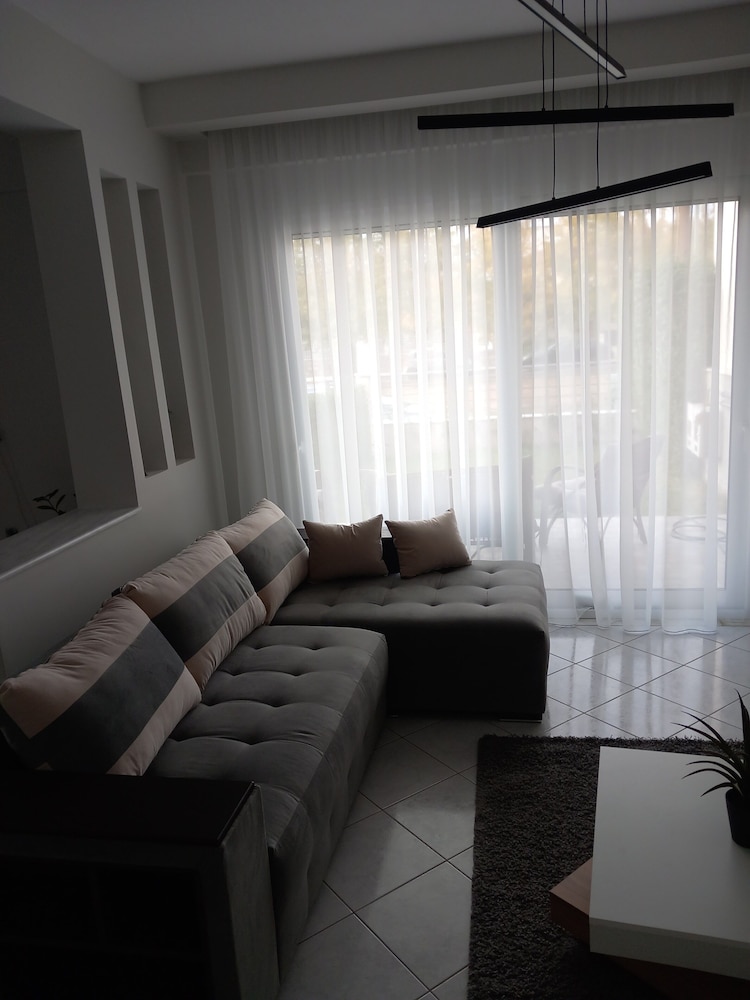 Elite Apartment Larisa