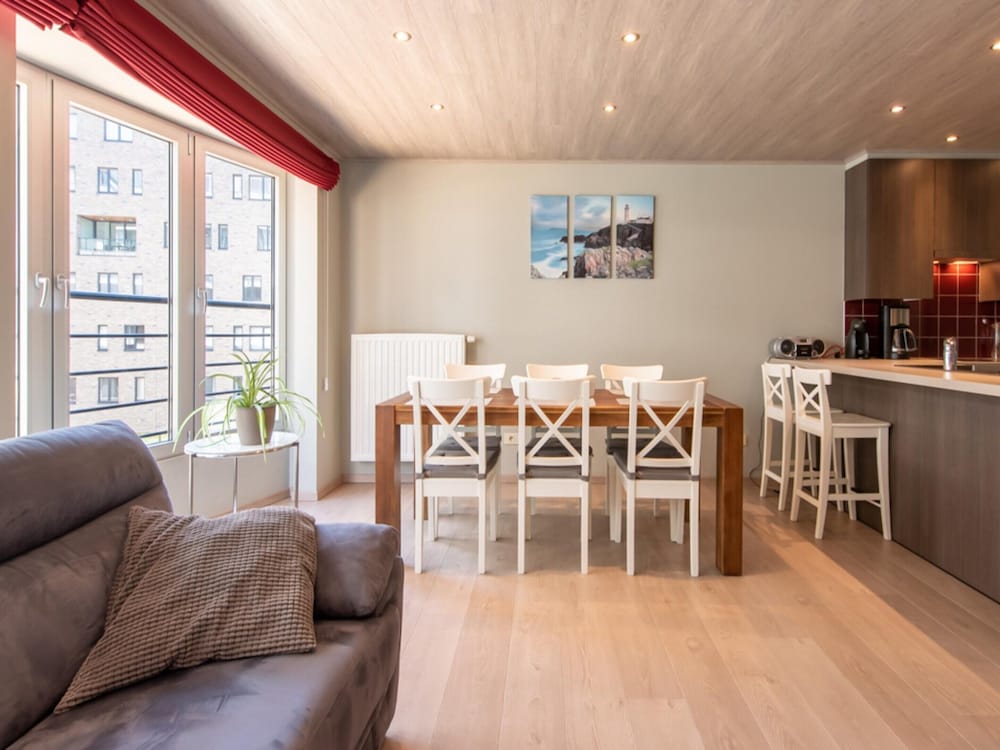Apartment With Lateral sea View in Ostend