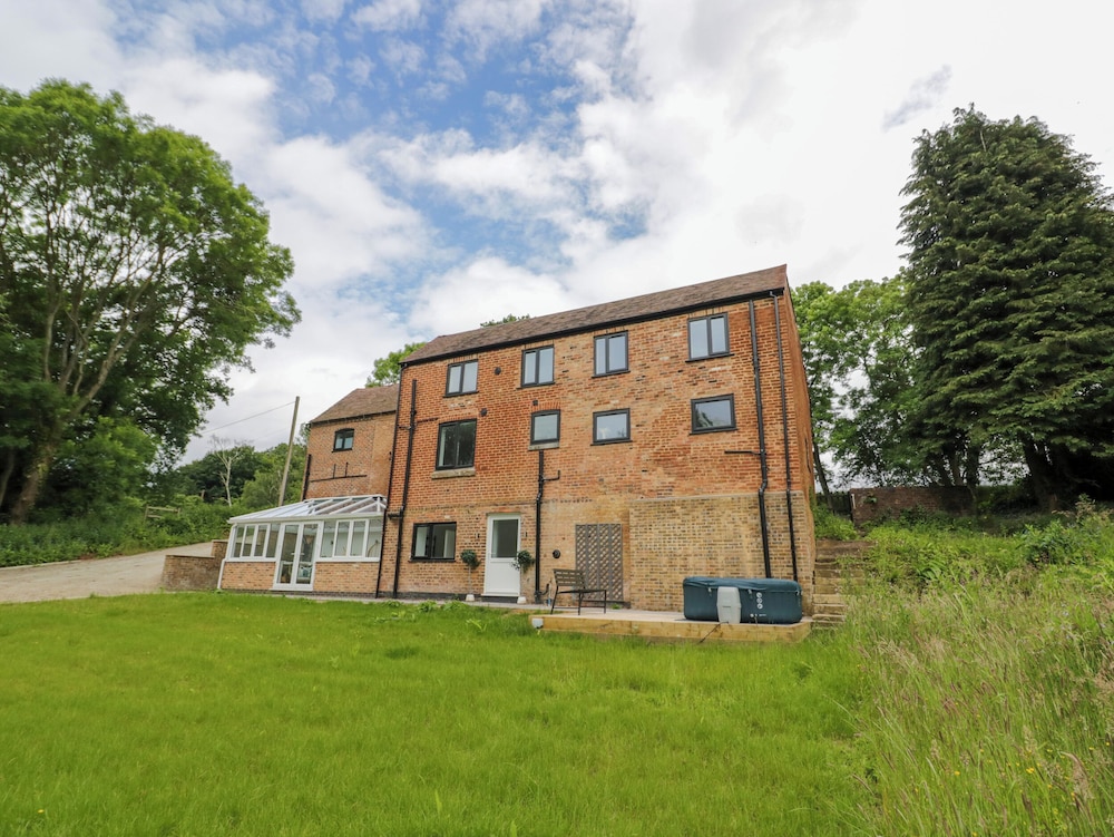 Botterham House