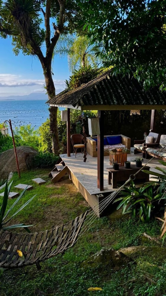 Maresia Villa