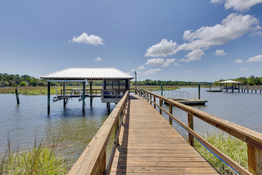 Fish, Boat & Unwind: 'creekside Oasis' in Darien!