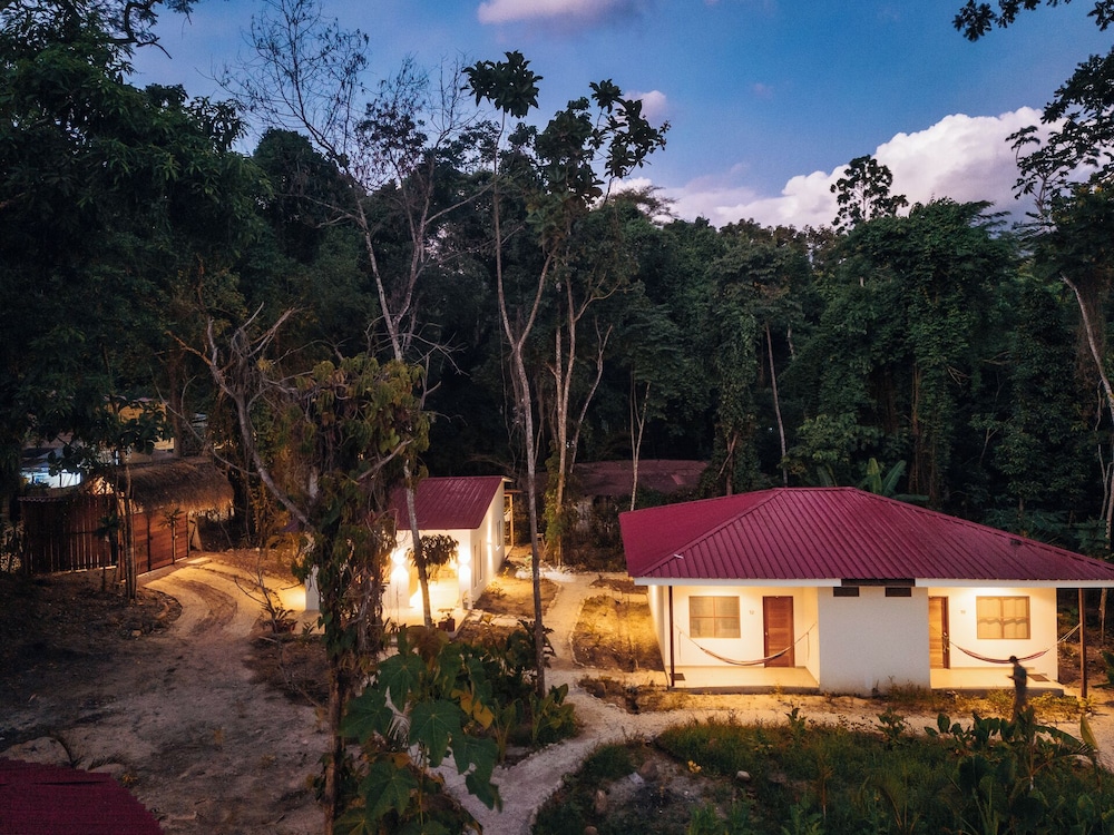 Taki Tambo Lodge