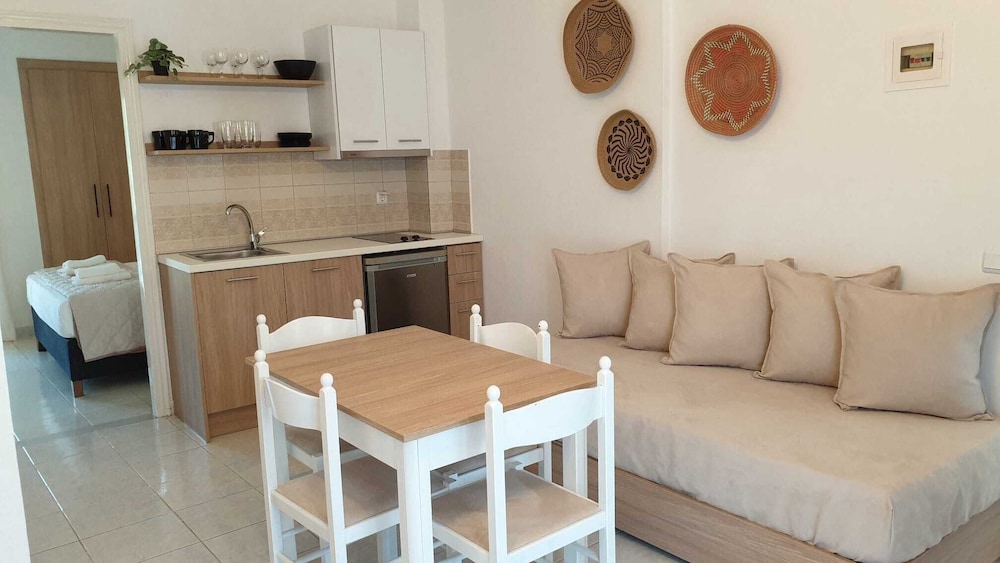 Sivotahomes-family view 2