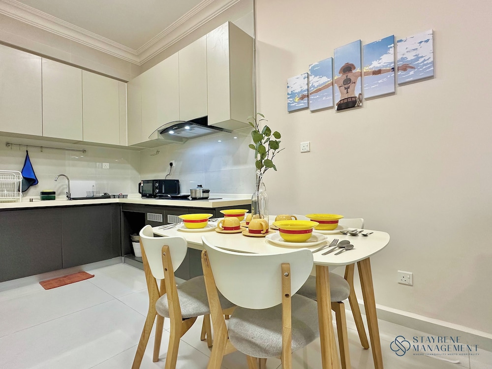 Country Garden Danga Bay Sea View Homestay by Stayrene