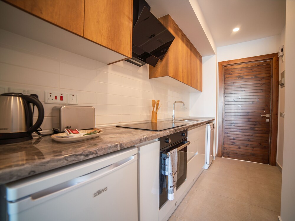 Superfresh Penthouse Studio Apartment With sea View