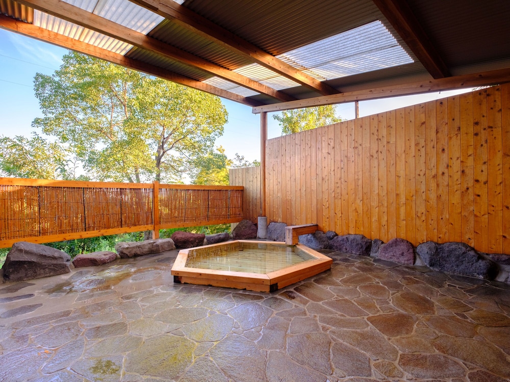 Log Cabin Kinoko No Sato