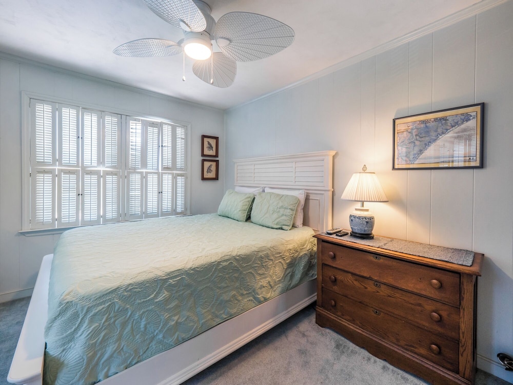 S.O.B. (Sweet Ol' Bill) by Topsail Realty