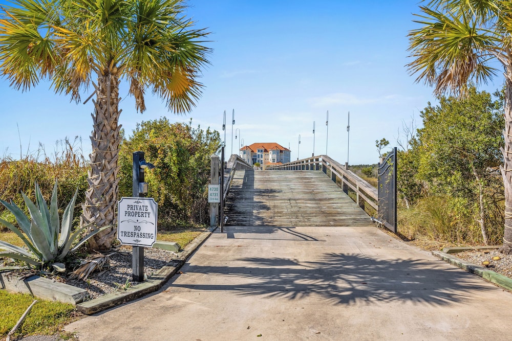 Permuda Private Island by Topsail Realty