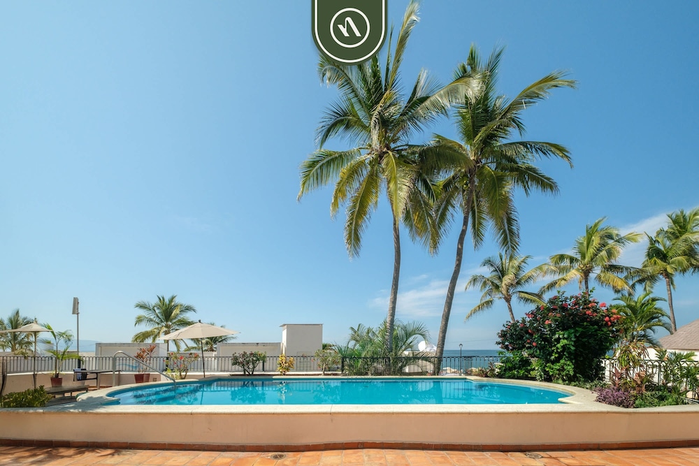 One Beach Street 310 C
