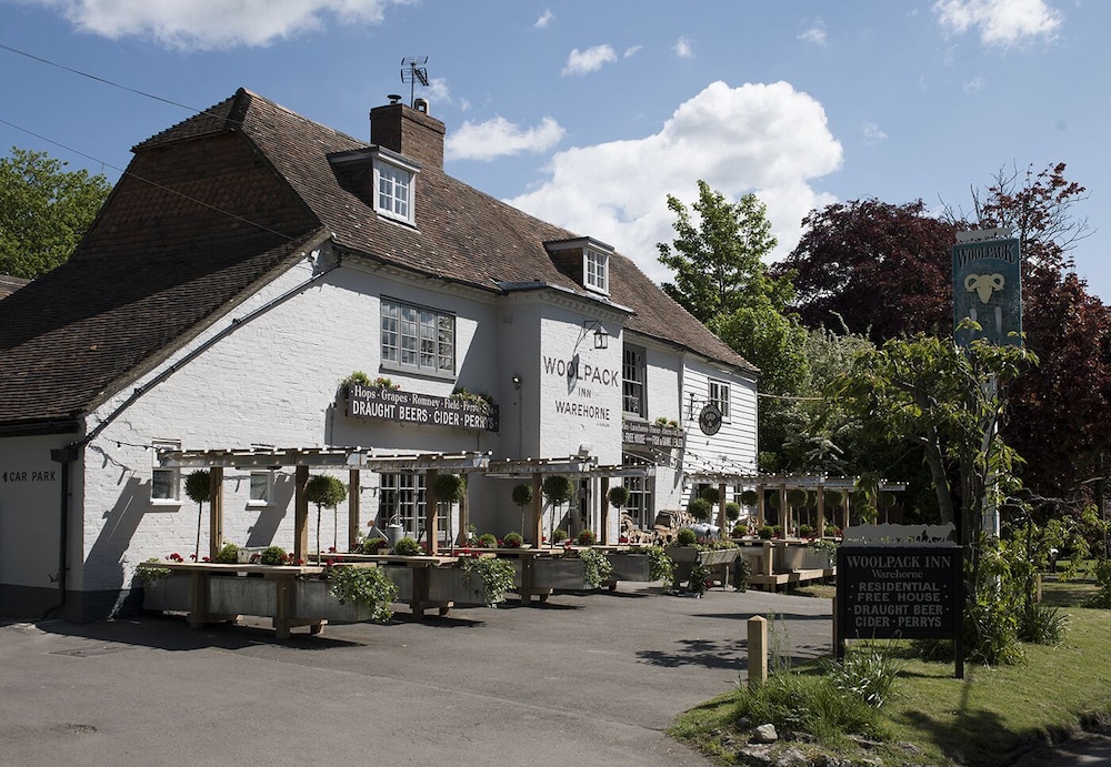 Ashford Vacations - The Woolpack Inn Warehorne - Property Image 1