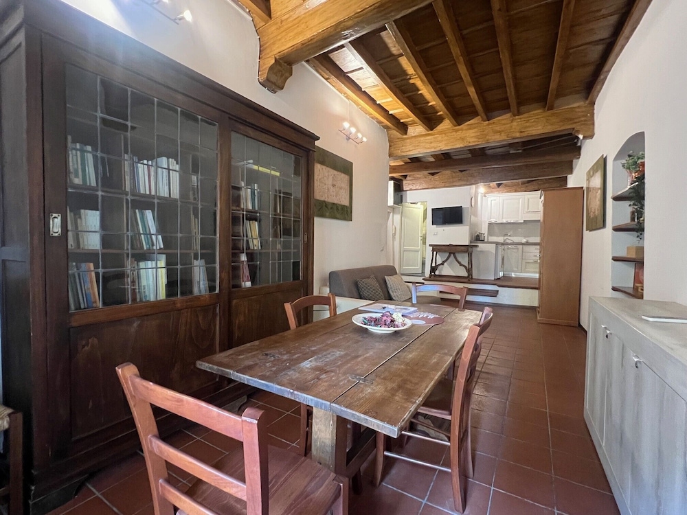 Wine Apartments Florence Aleatico