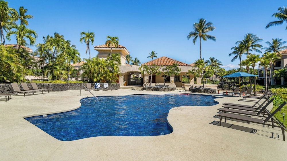 Spacious Hawaiian Unit w/ Lagoon View - AC & Wifi - Vrkcv