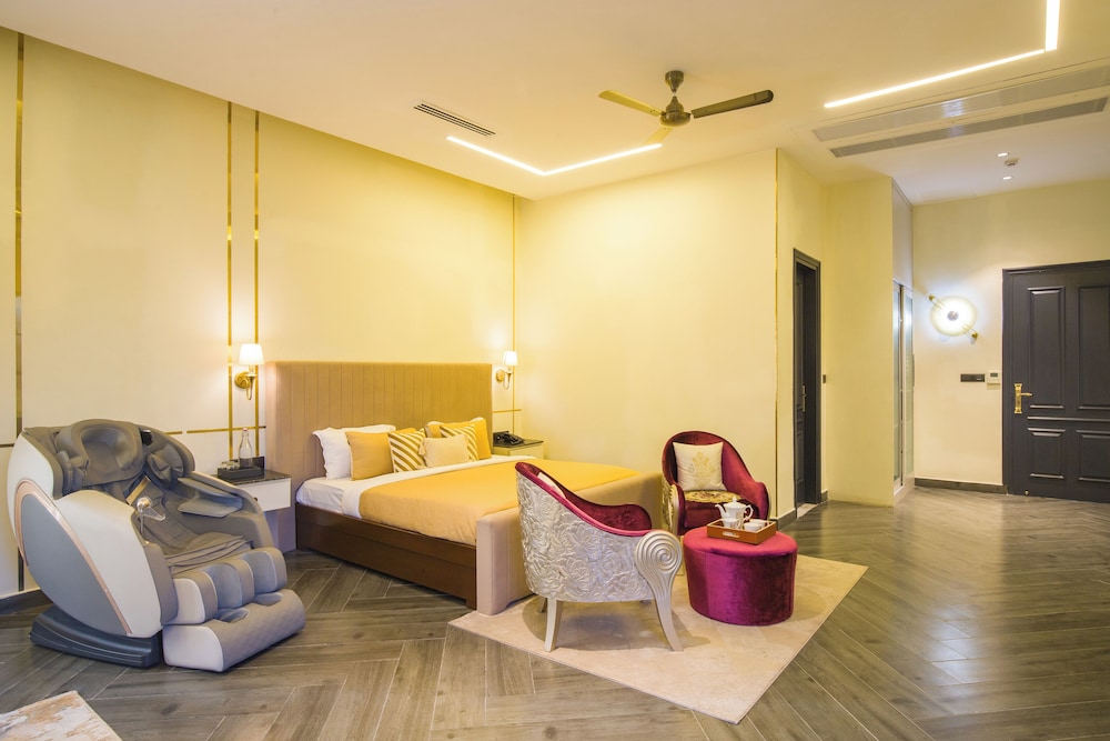 ELIVAAS Ibiza Luxe 4-BHK Farmhouse