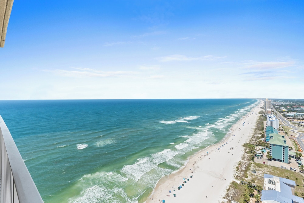 Tidewater by Book That Condo