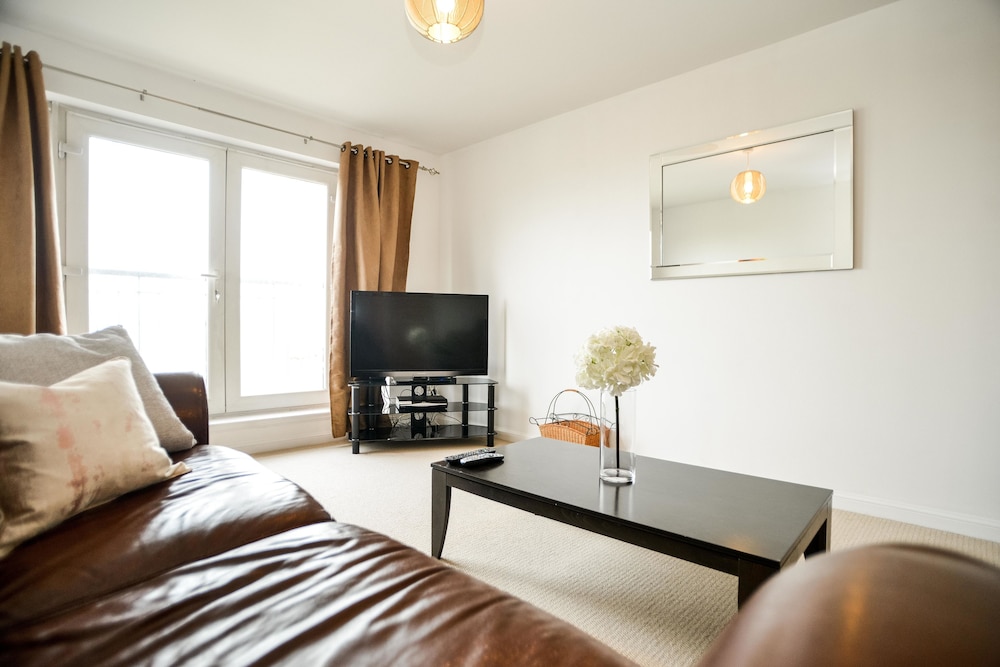 Beach Boulevard Apartment view 2