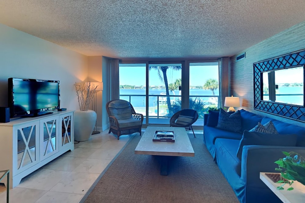 Sabine Yacht & Racquet by Southern Vacation Rentals, photo 59
