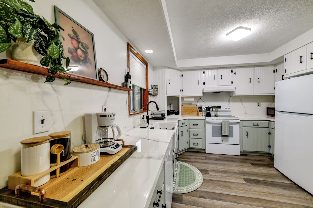 Riverfront Retreat w/ Near Boat Launch in Nineveh!