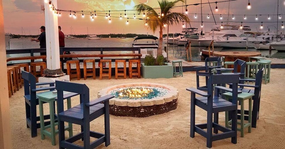 Mangrove Marina and Resort Aqualodge Houseboats