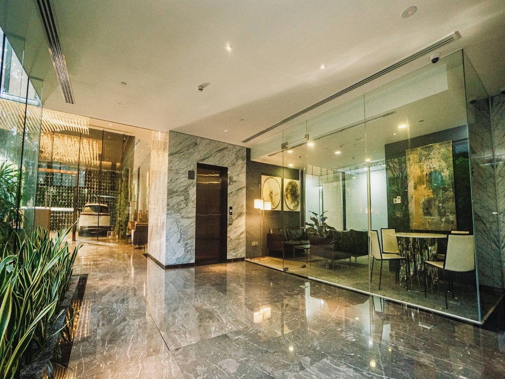 Serenity Luxury Private Pool Villas - Free One Way Airport Shuttle