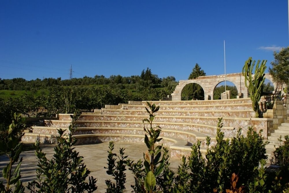 agriturismo borgo piazza