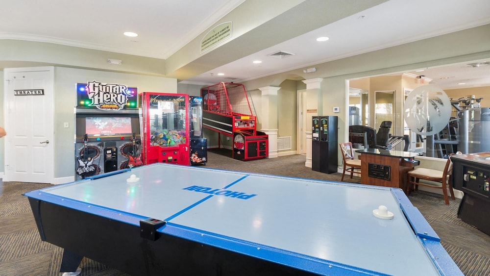 Sunset Getaway Highland View Private Pool SPA and Movie Room