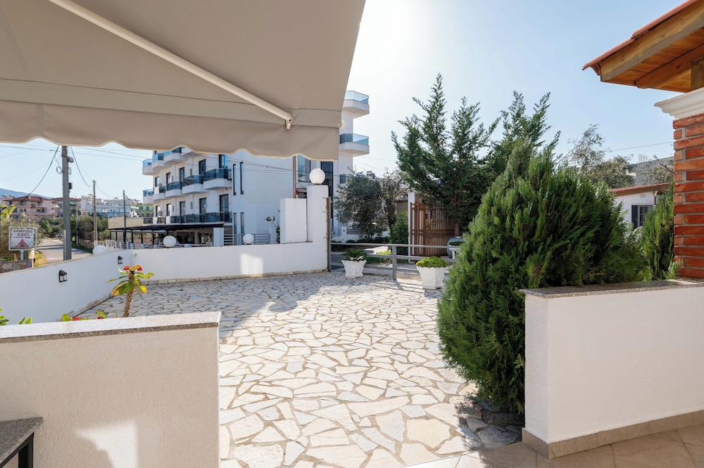 Aktea Apartments