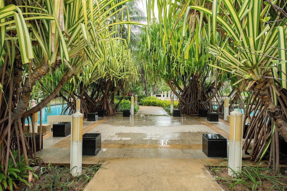 1702 - 2 Bdr Condo With Seaview Boathouse Hua Hin