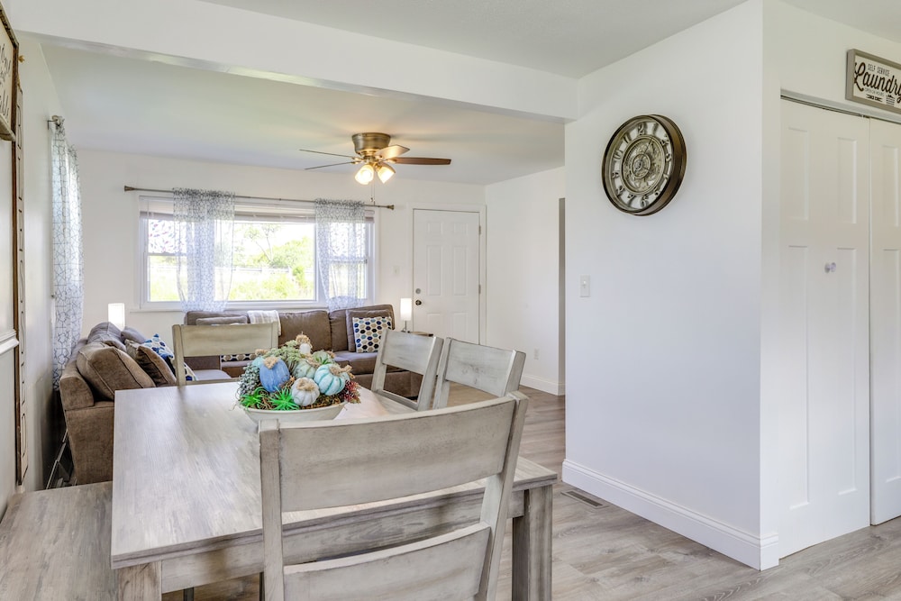 1 Mi to Main Street: Family Home in Williamstown