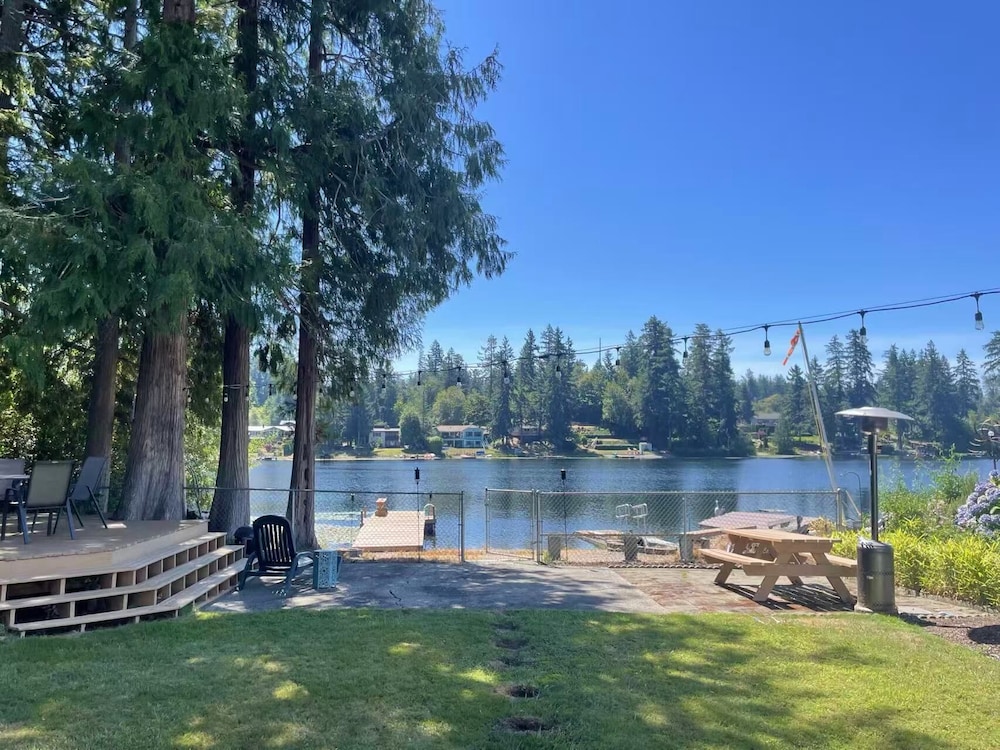 @ Marbella Lane - Hidden Gem on Scenic Shady Lake