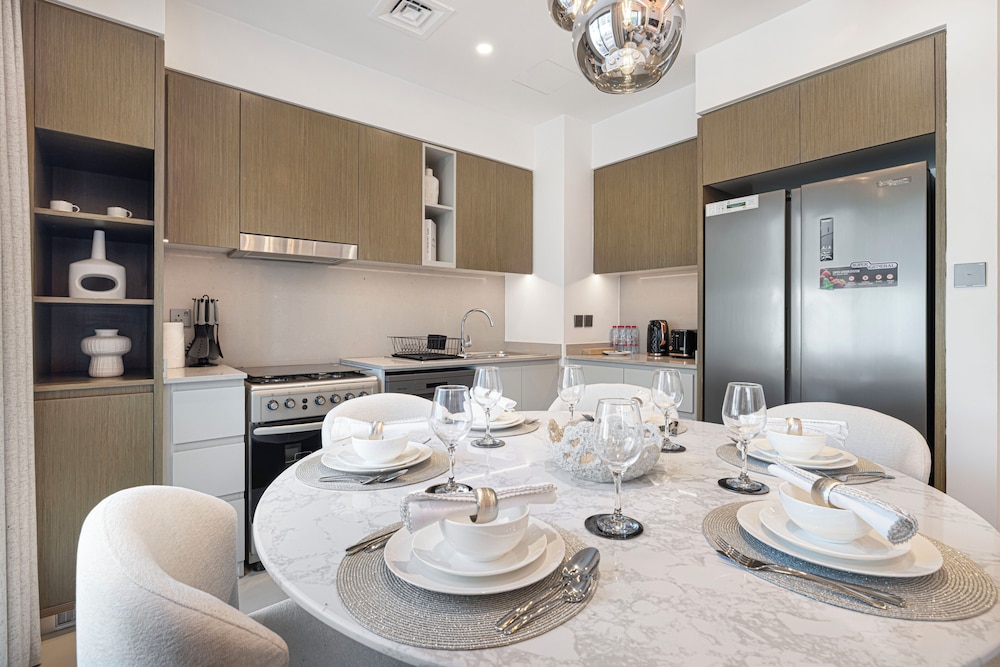 Arabian Ranches 3 Luxury 4 Bedroom Villa