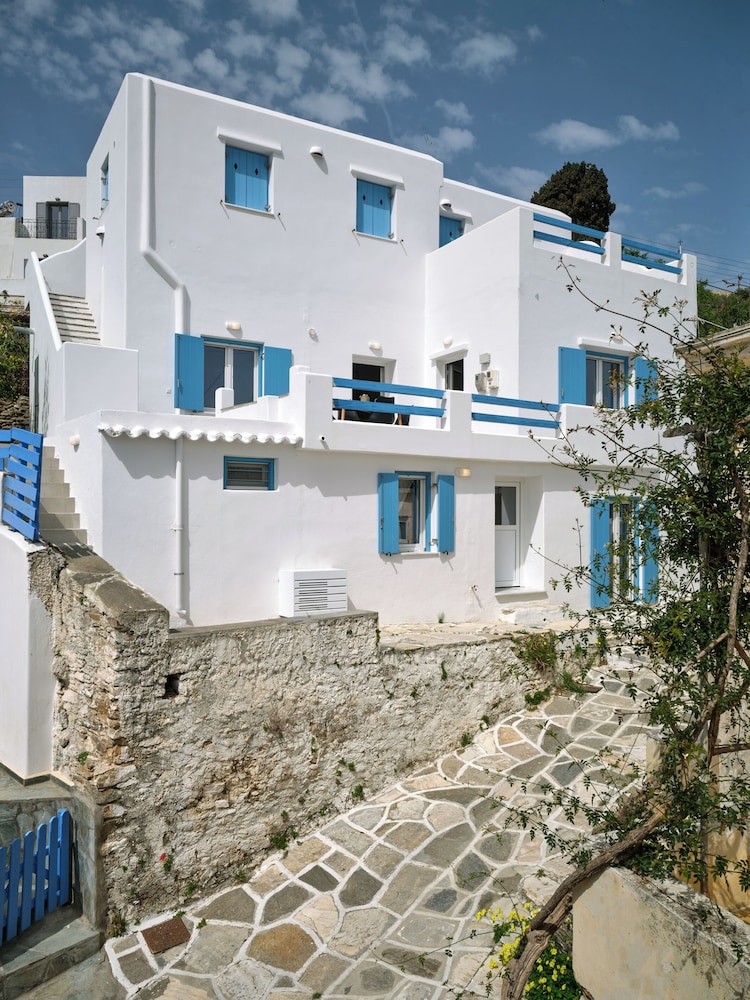 Lefkes Blissful Home